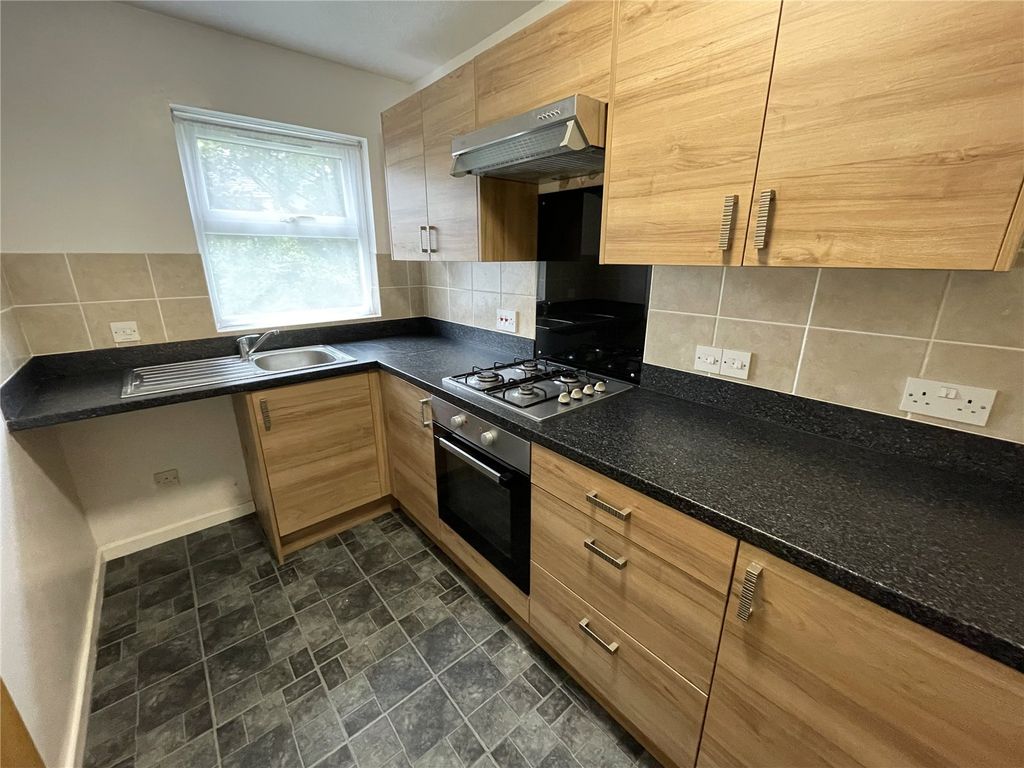 Property photo 2 of 8 Picture No. 03