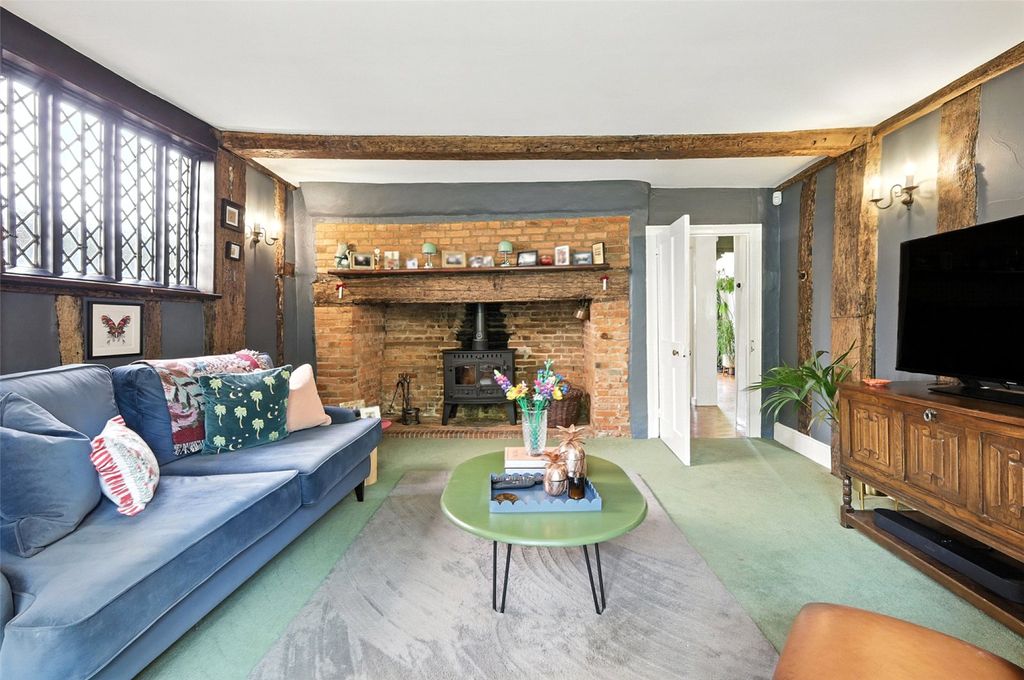 Property photo 3 of 27 Sitting Room