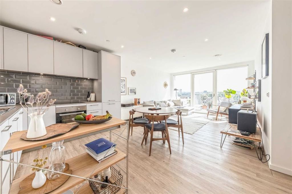 Property photo 2 of 6