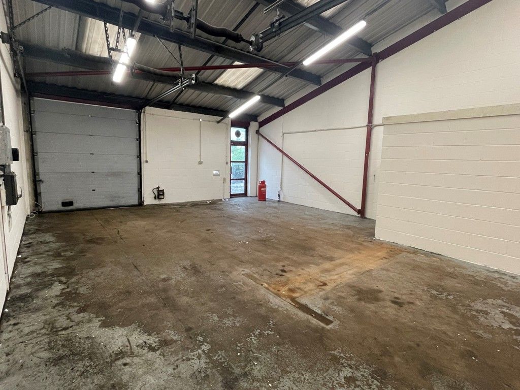 Property photo 3 of 9 Photo 3