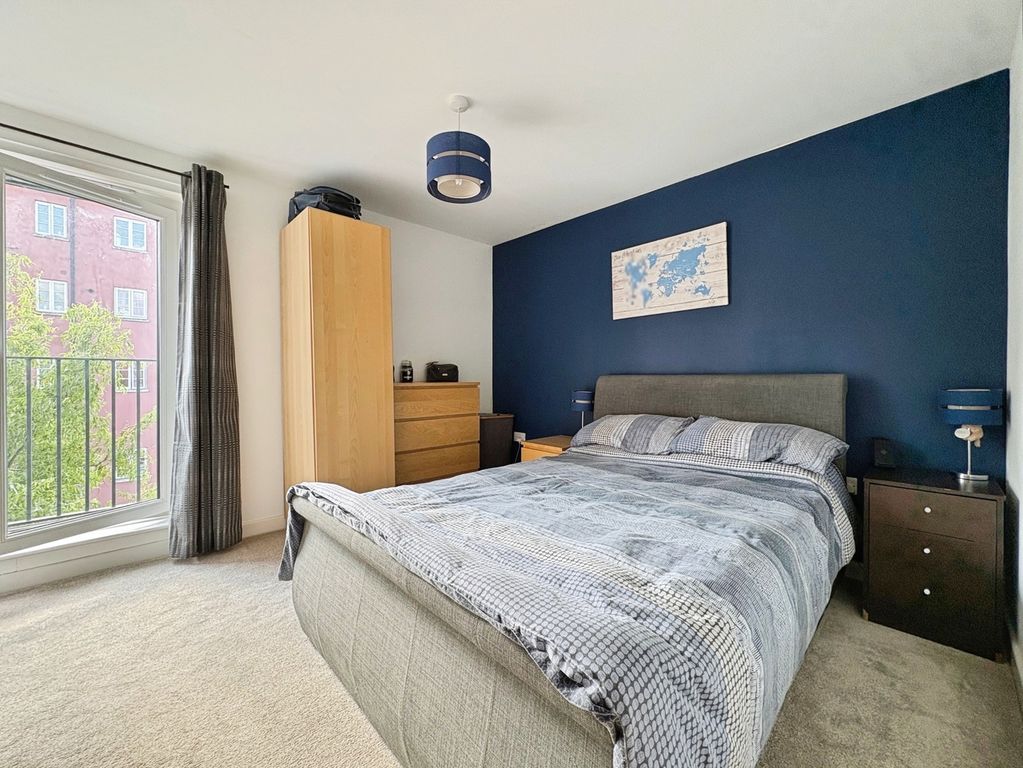 Property photo 3 of 8 Pbox-Img.Jpg