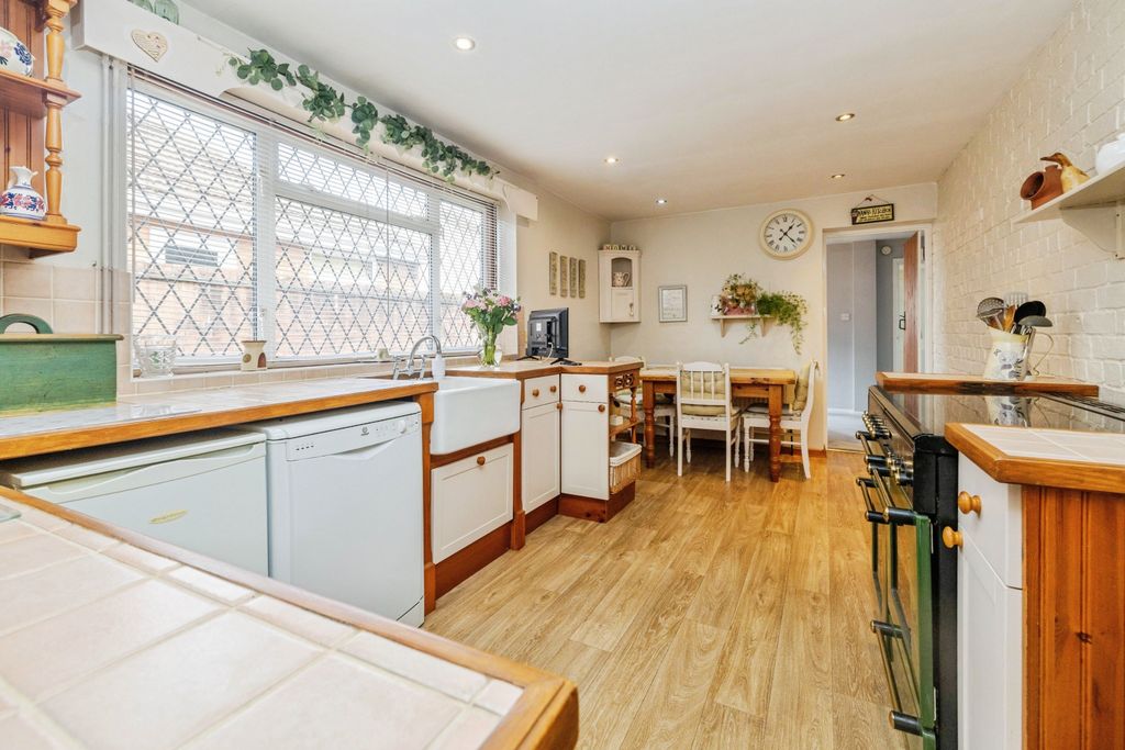 Property photo 3 of 20 Photo #3