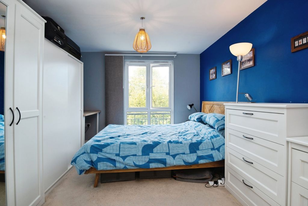 Property photo 3 of 12 Master Bedroom