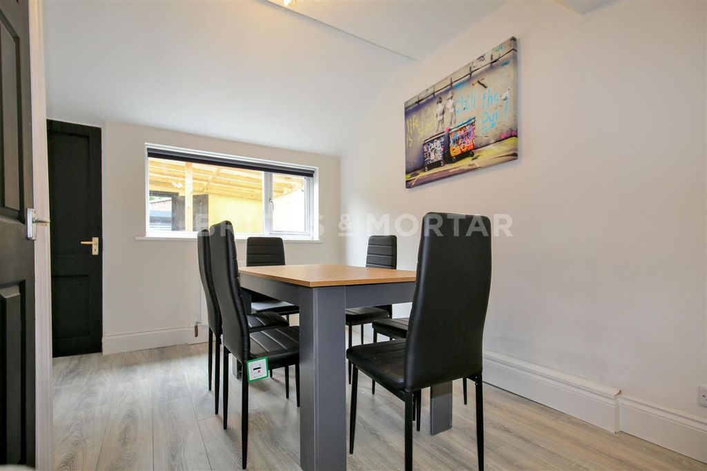 Property photo 3 of 11 Frcjtnw1Ouc2Clqxcx5Tjq.Jpg