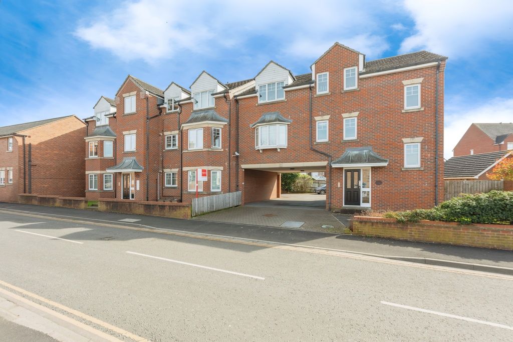 Property photo 1 of 18 Photo