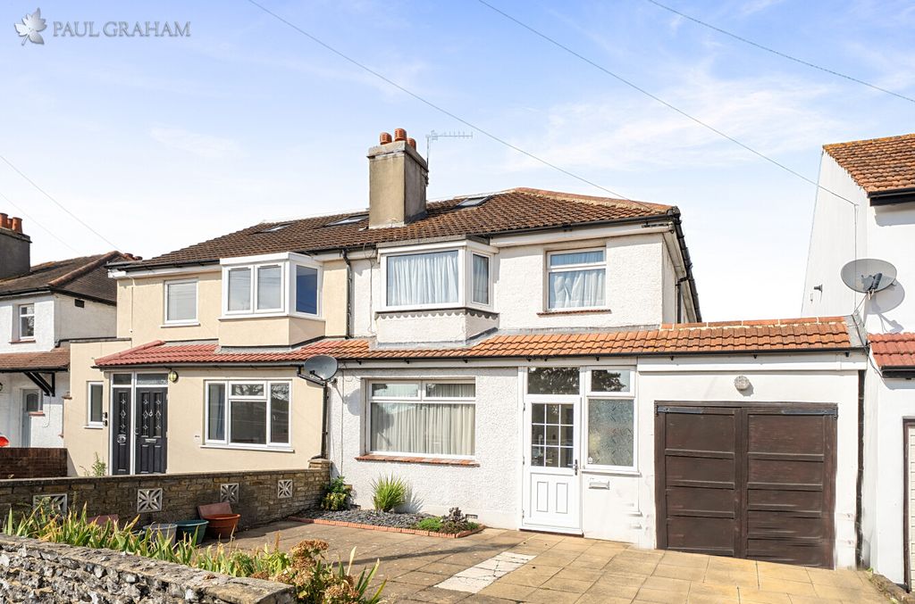Property photo 1 of 20 Fa833098-9Ae4-4A52-9913-5859De564d73