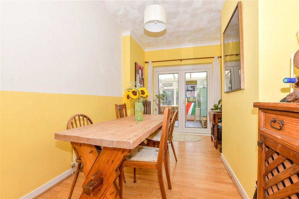 Property photo 2 of 10 Dining Room