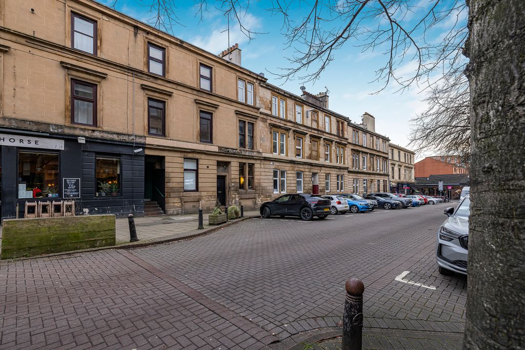 Property photo 1 of 25 2-Print-14 Dowanhill Street Flat 1.2_10