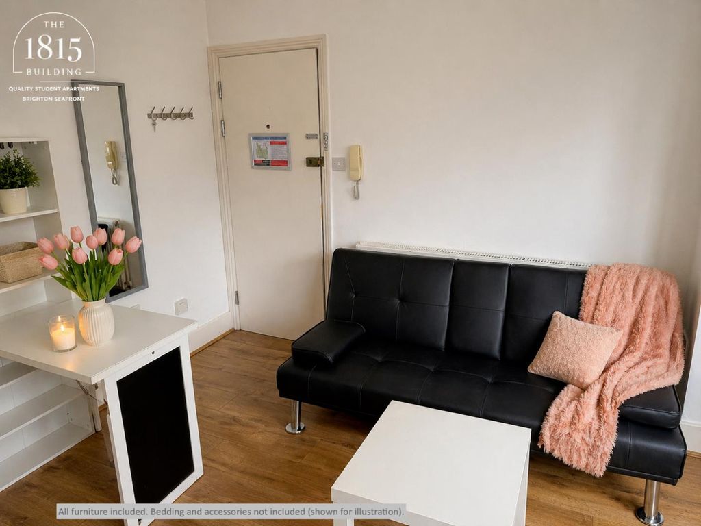 Property photo 2 of 7 Flat 1 Lounge 2.Png