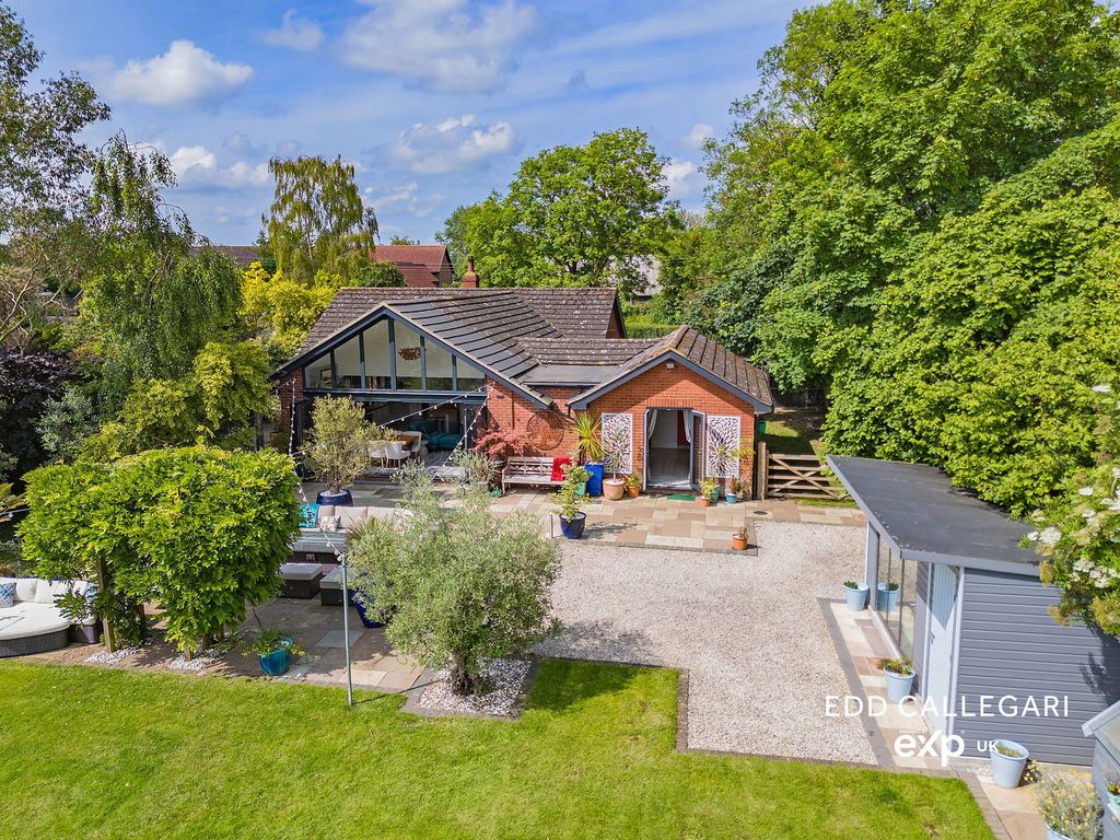 Property photo 3 of 33
