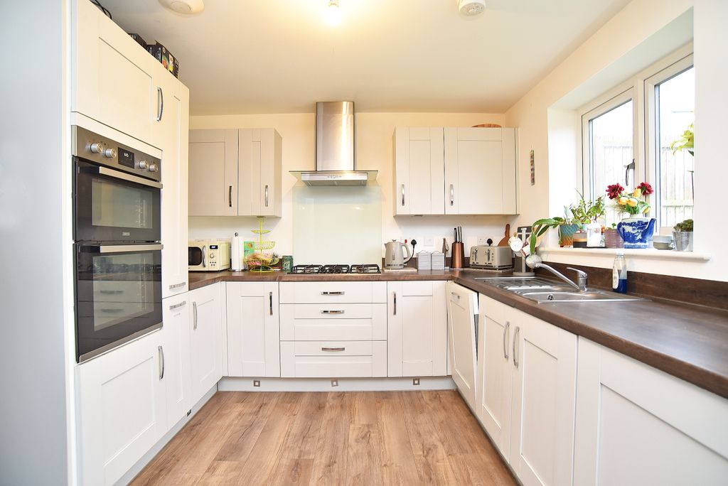 Property photo 2 of 16 2