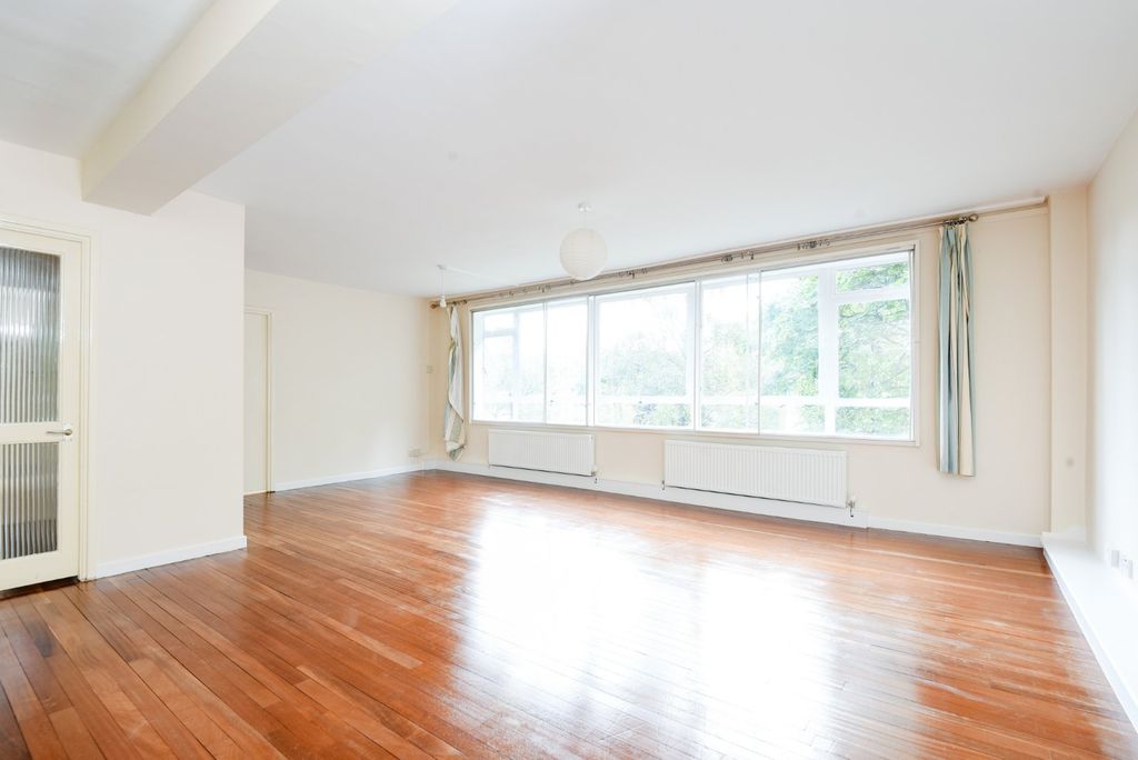 Property photo 2 of 7 Picture No. 01