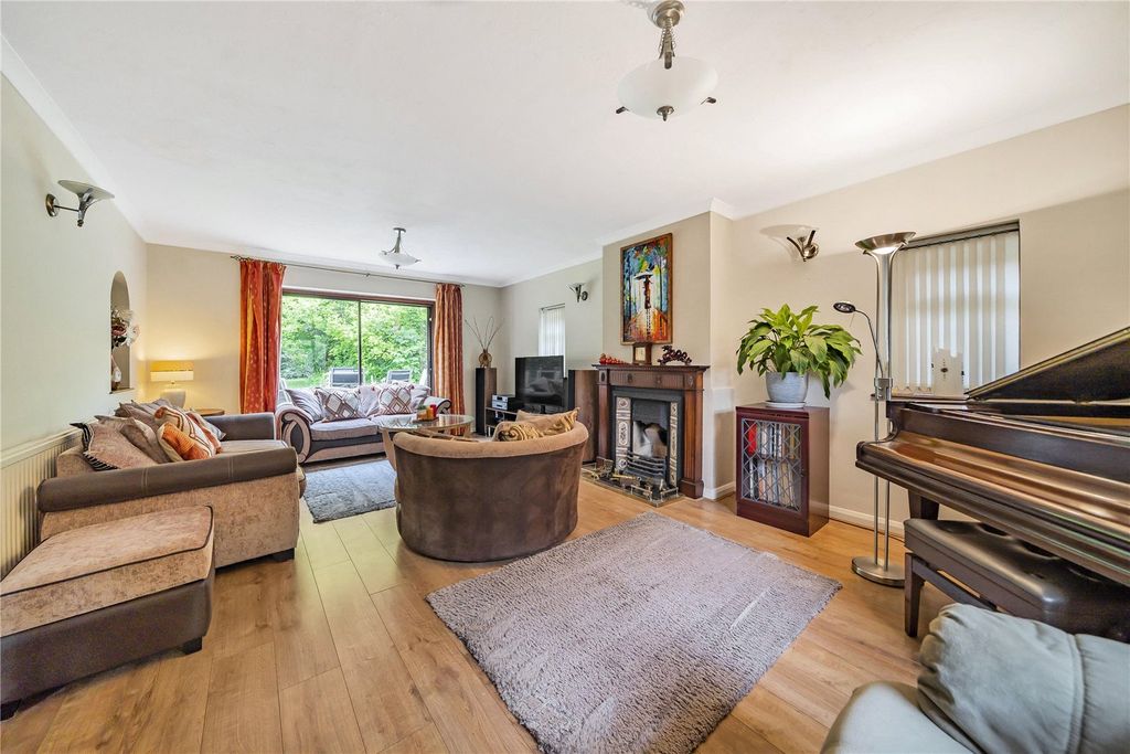 Property photo 2 of 28 Reception