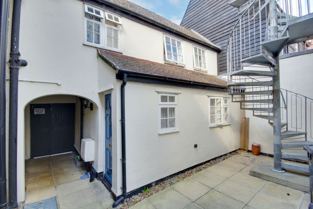 Property photo 1 of 5 Img_1241-Img_1243