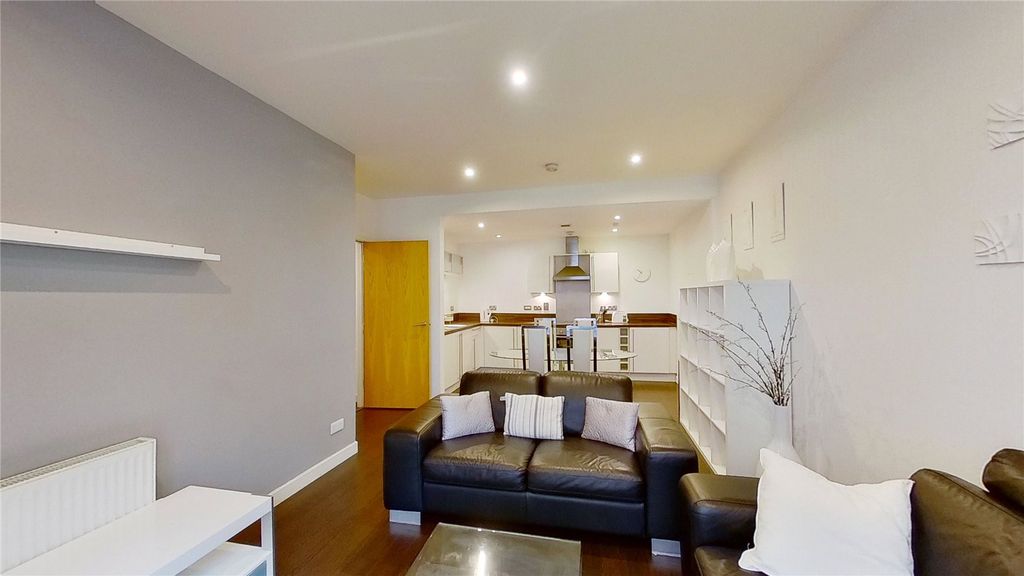 Property photo 3 of 12 Photo 3