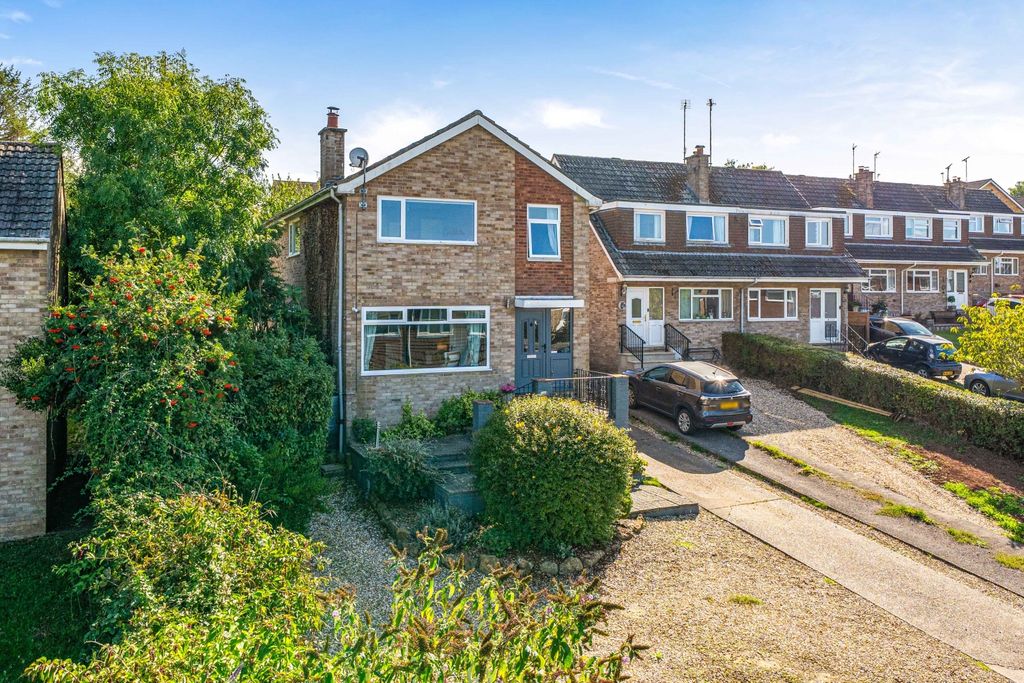 Property photo 2 of 39 1520545 (3)