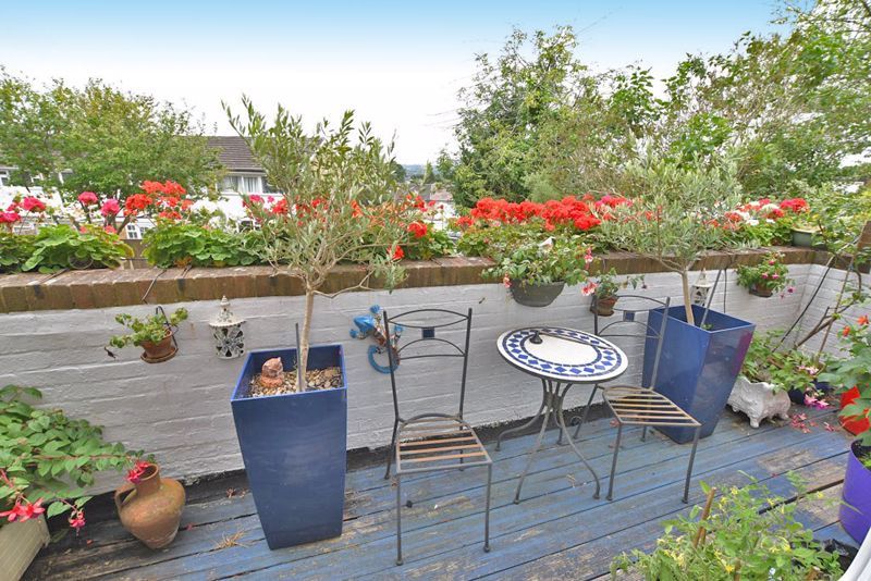 Property photo 2 of 19 Photo 6