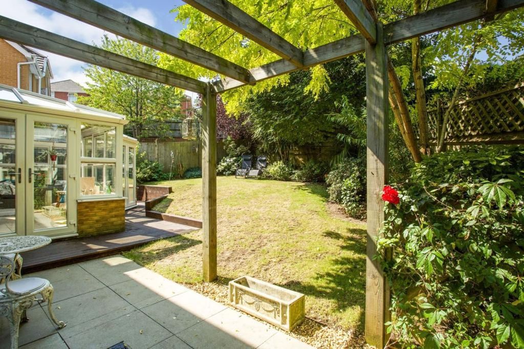 Property photo 2 of 22 Garden