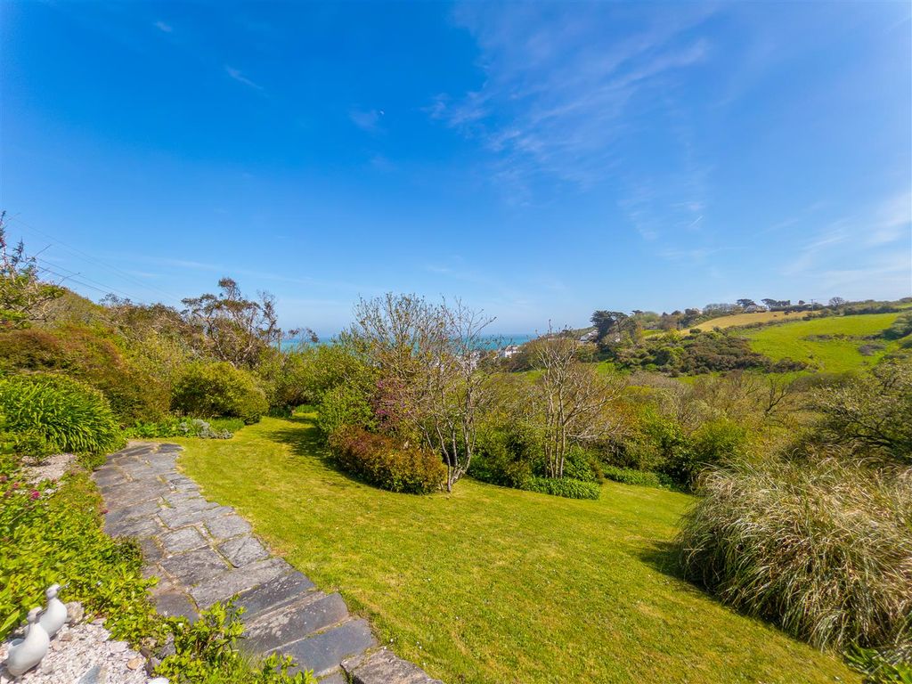Property photo 2 of 28 Lan Talic, Coverack-21.Jpg