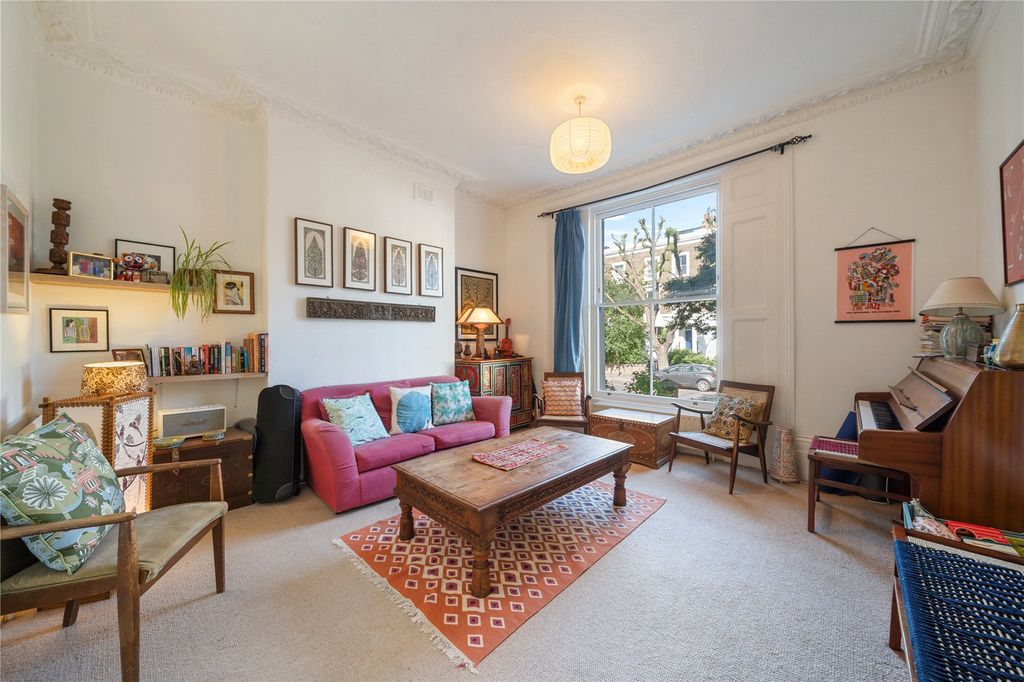 Property photo 2 of 20 Picture No. 25