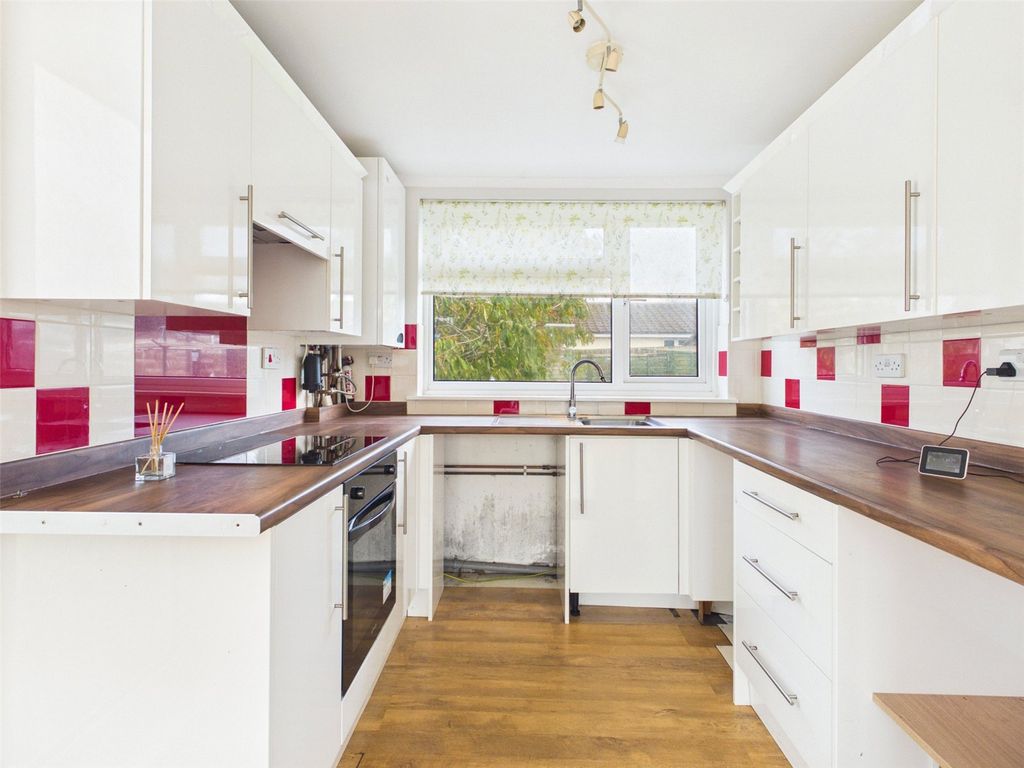 Property photo 2 of 14 Picture No. 25