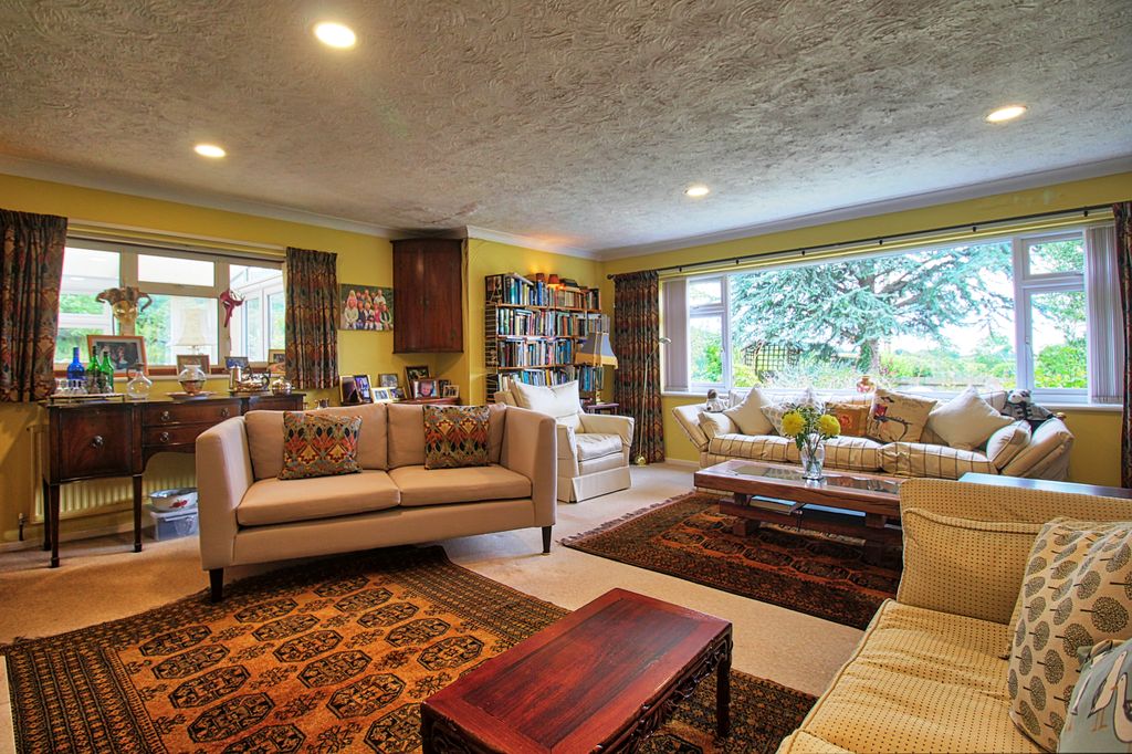 Property photo 2 of 31 Img_6937
