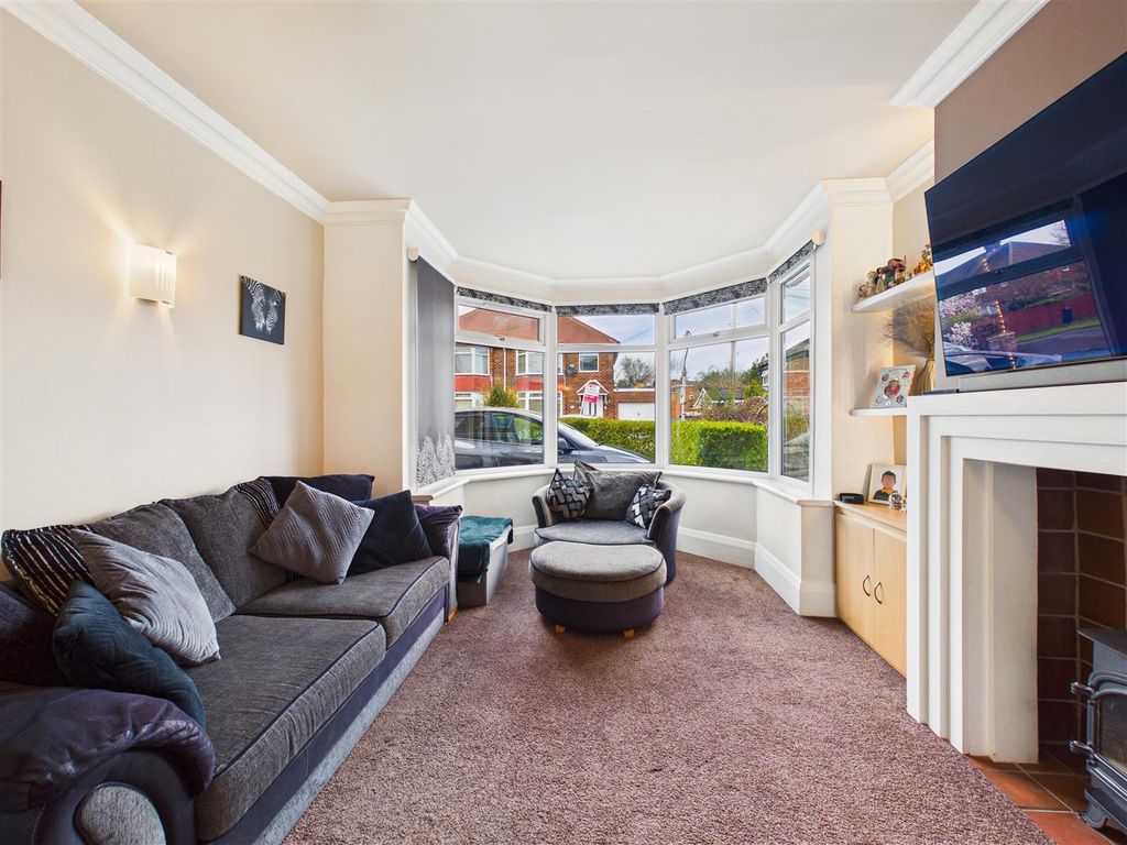 Property photo 3 of 19 Cam05193G0-Pr0128-Still003.Jpg