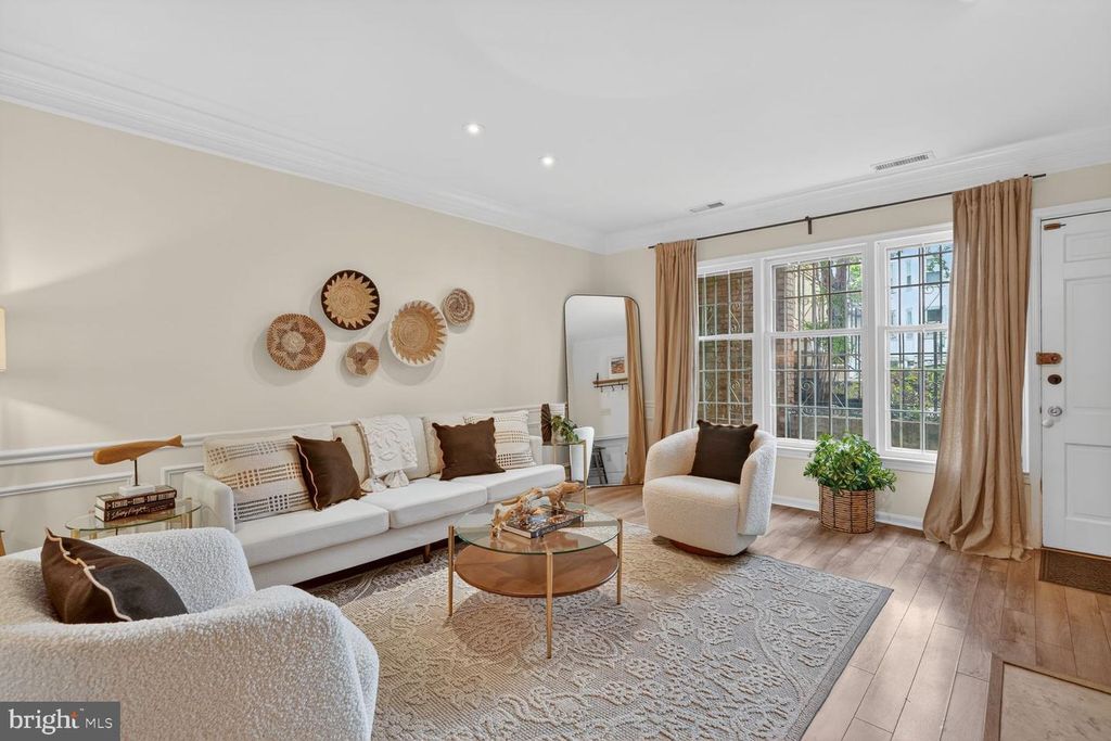 Property photo 2 of 13 <Alttext/>