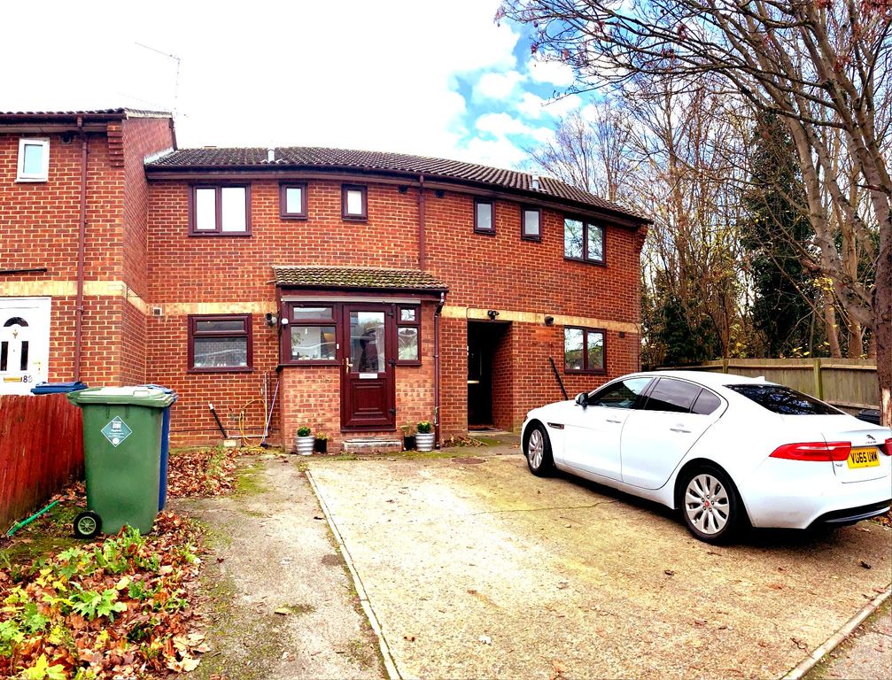 Property photo 1 of 13 Rayners Lane, Harrow Ha2 0Ra Terraced 3 Bedroom , 2 Bathroom 1 Reception Room. Freehold For Sale £495000