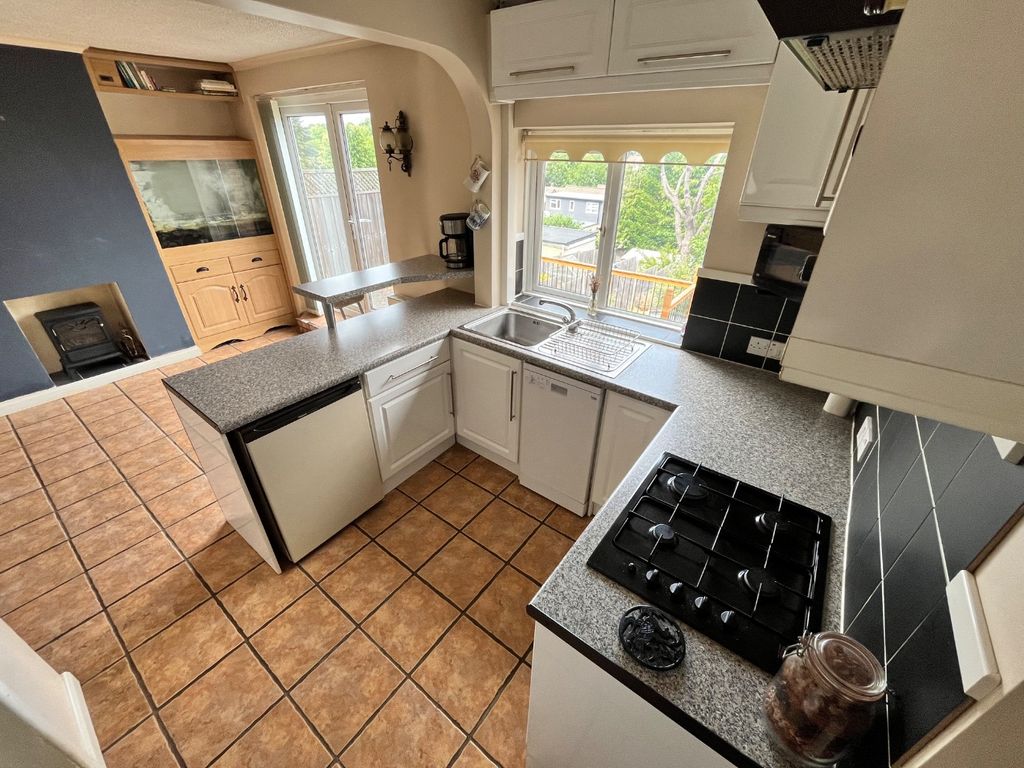 Property photo 2 of 11 4242923
