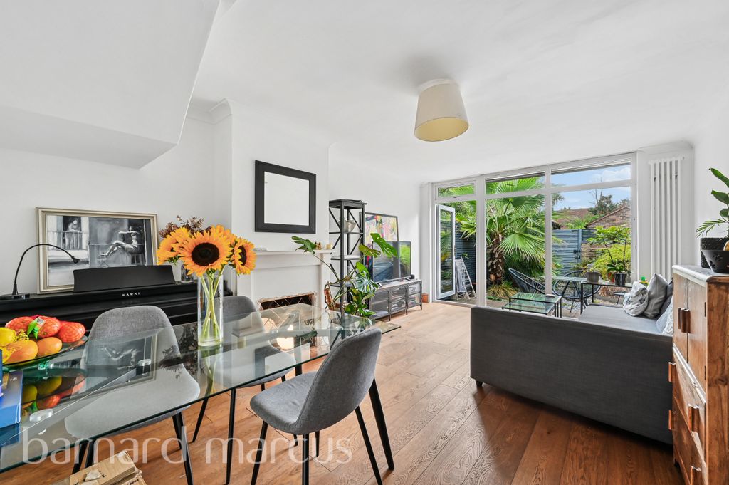 Property photo 1 of 11 Image