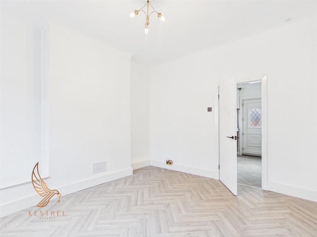 Property photo 2 of 19 2.Jpg