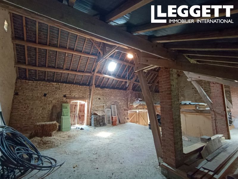 Property photo 3 of 10