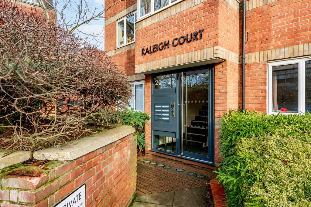 Property photo 2 of 4