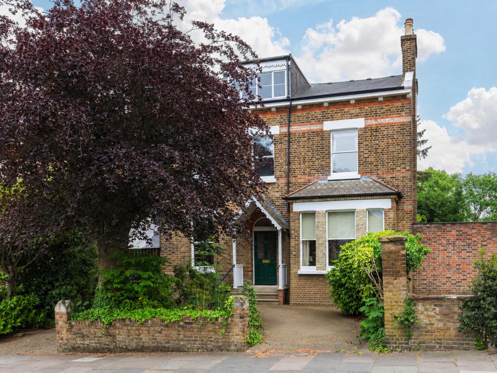 Property photo 1 of 17