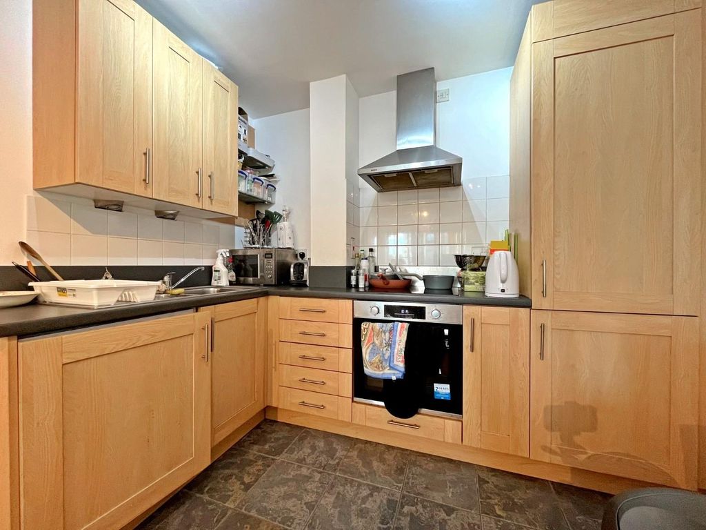 Property photo 3 of 9