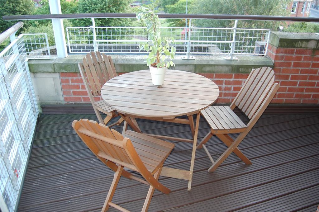Property photo 3 of 4 Ibalcony