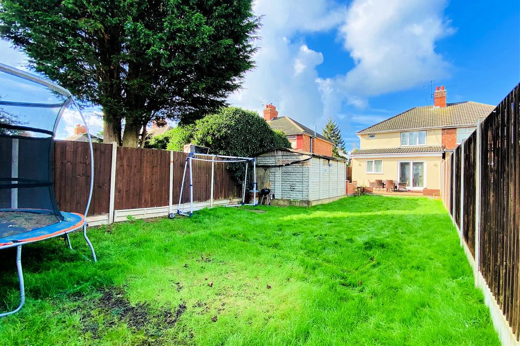 Property photo 3 of 24