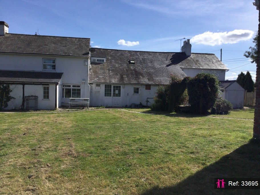 Property photo 2 of 6