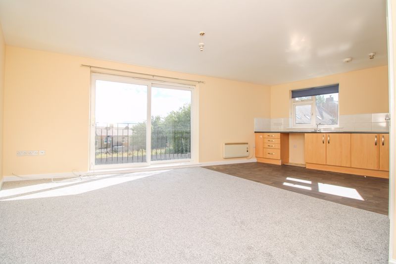 Property photo 2 of 10 Lounge/Kitchen