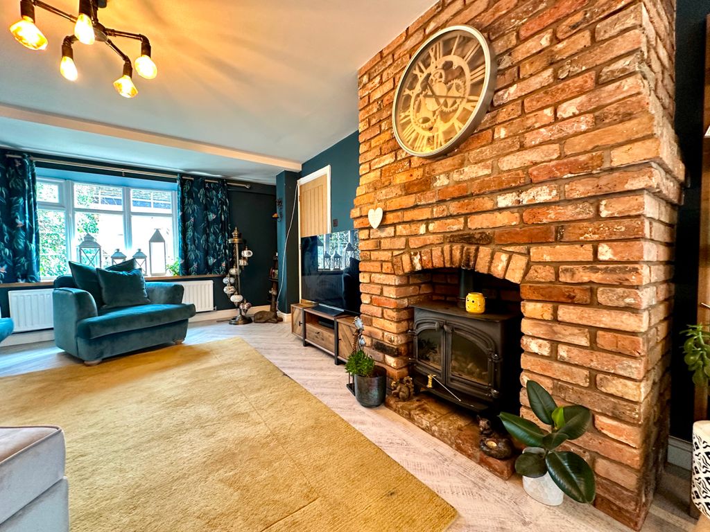 Property photo 3 of 39