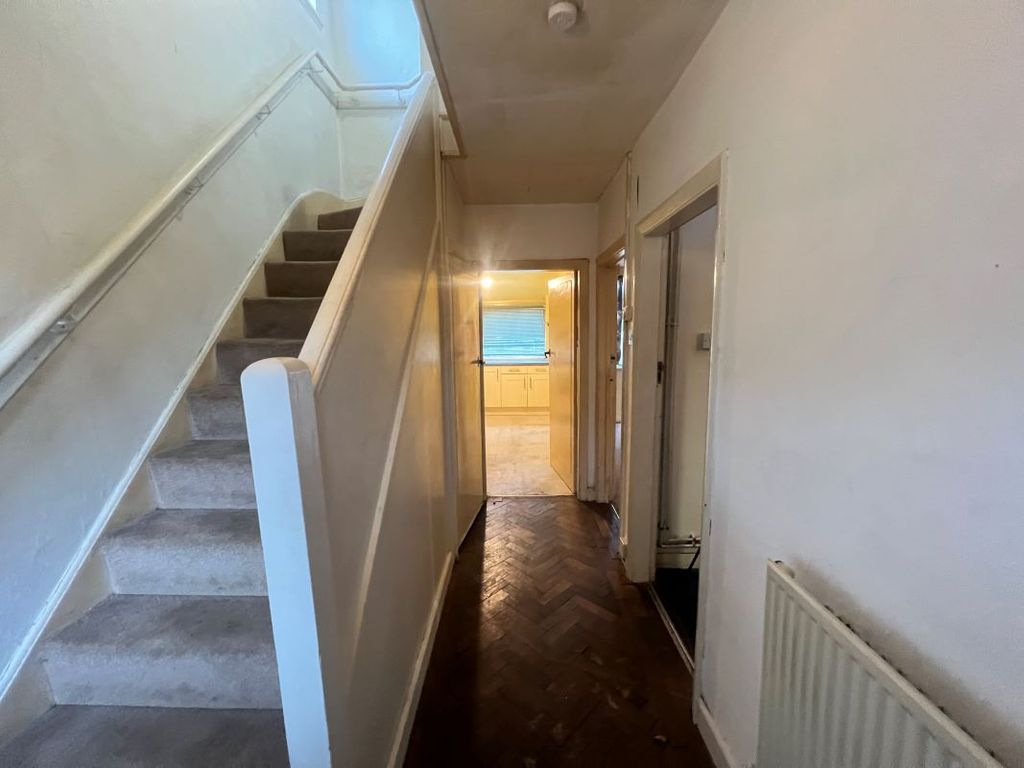 Property photo 3 of 26