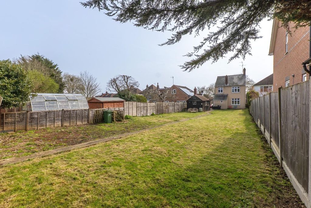 Property photo 2 of 14