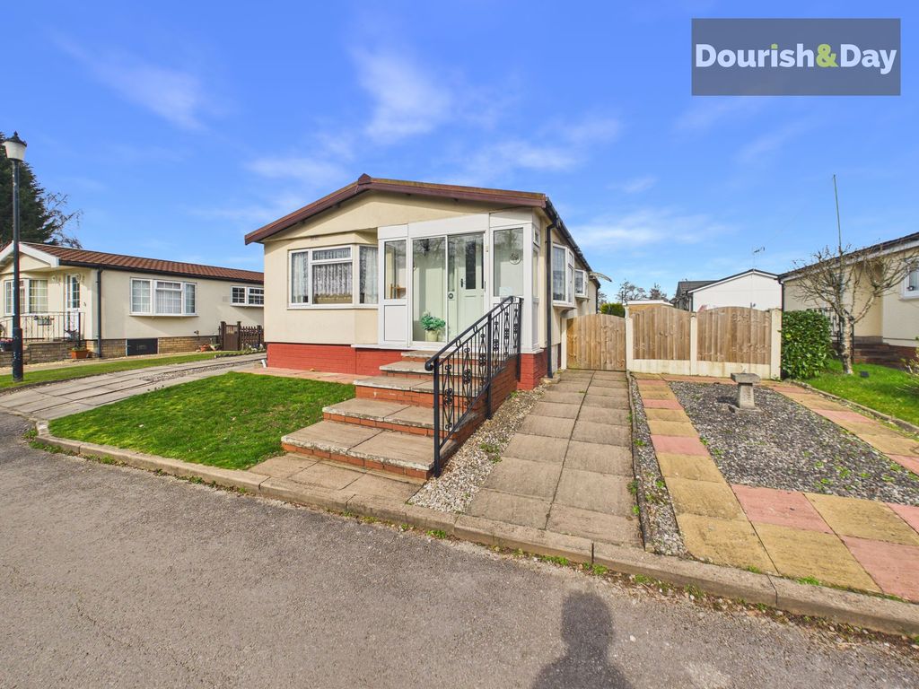 Property photo 1 of 22