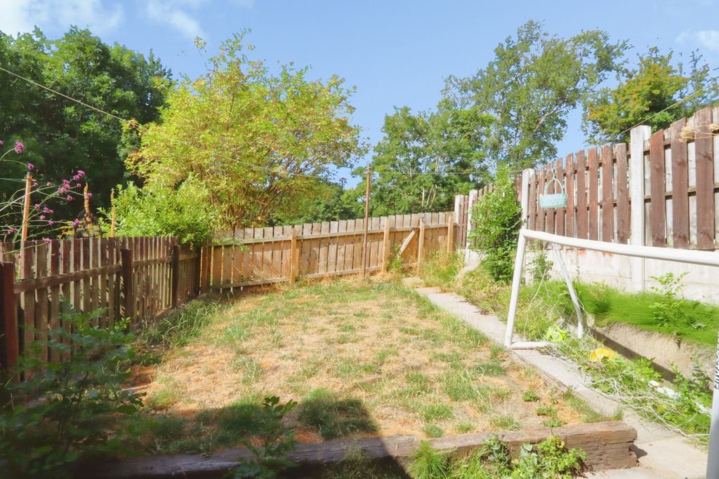 Property photo 3 of 15 Pbox-Img.Jpg