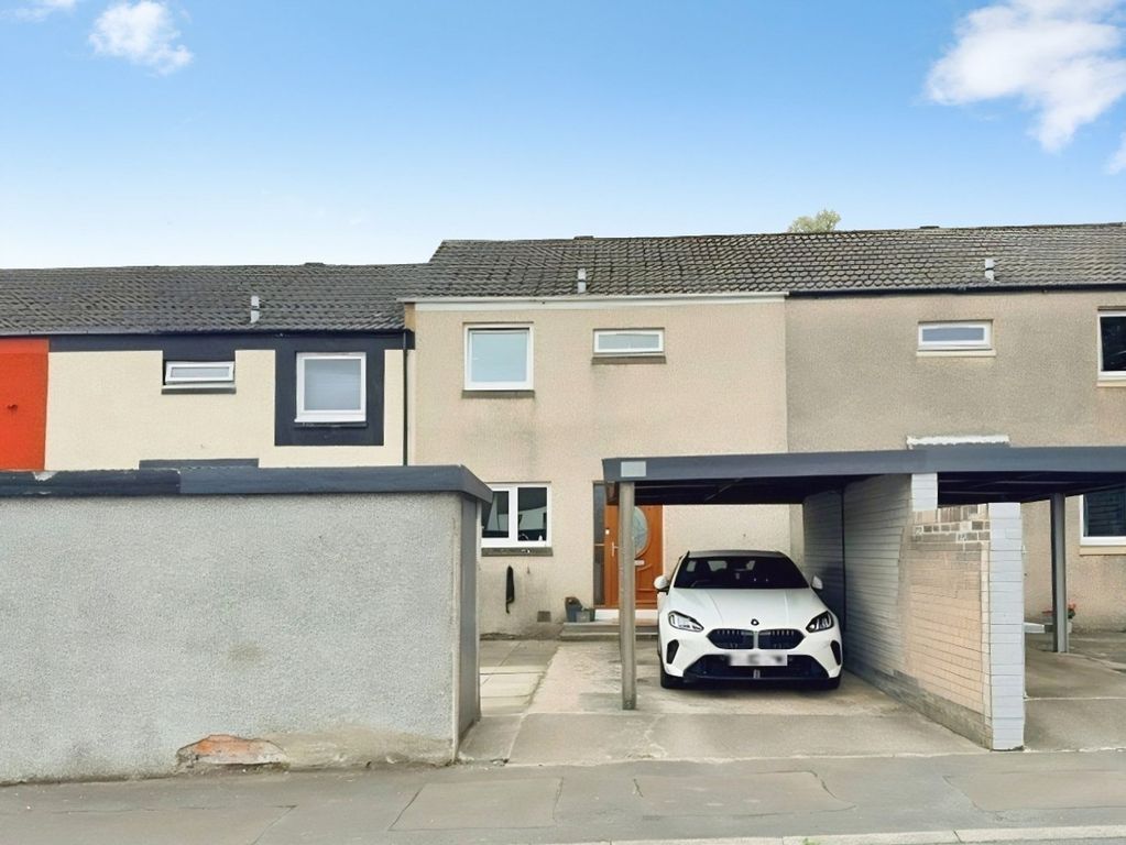 Property photo 1 of 18