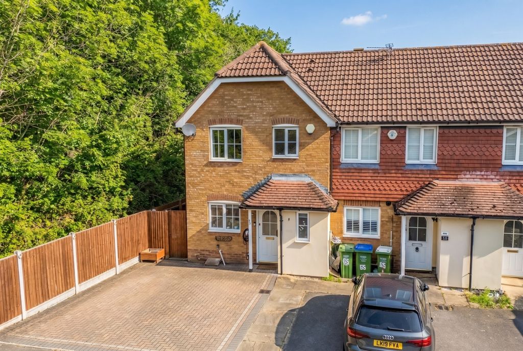 Property photo 1 of 19 5082062