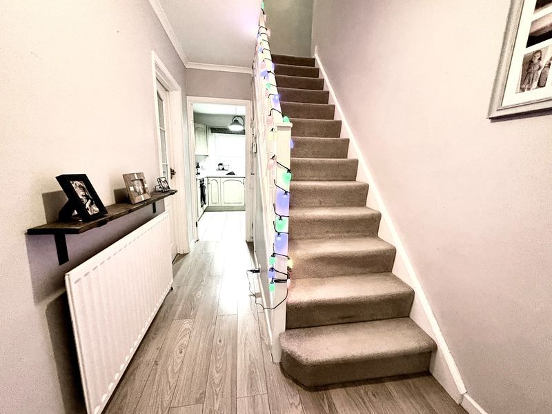 Property photo 2 of 11 Photo 7