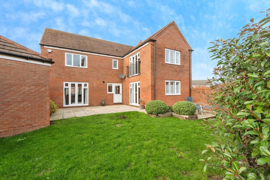 Property photo 2 of 23 Rear Aspect