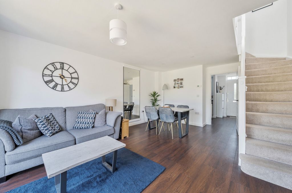 Property photo 2 of 12 1466766-12-6A1079...